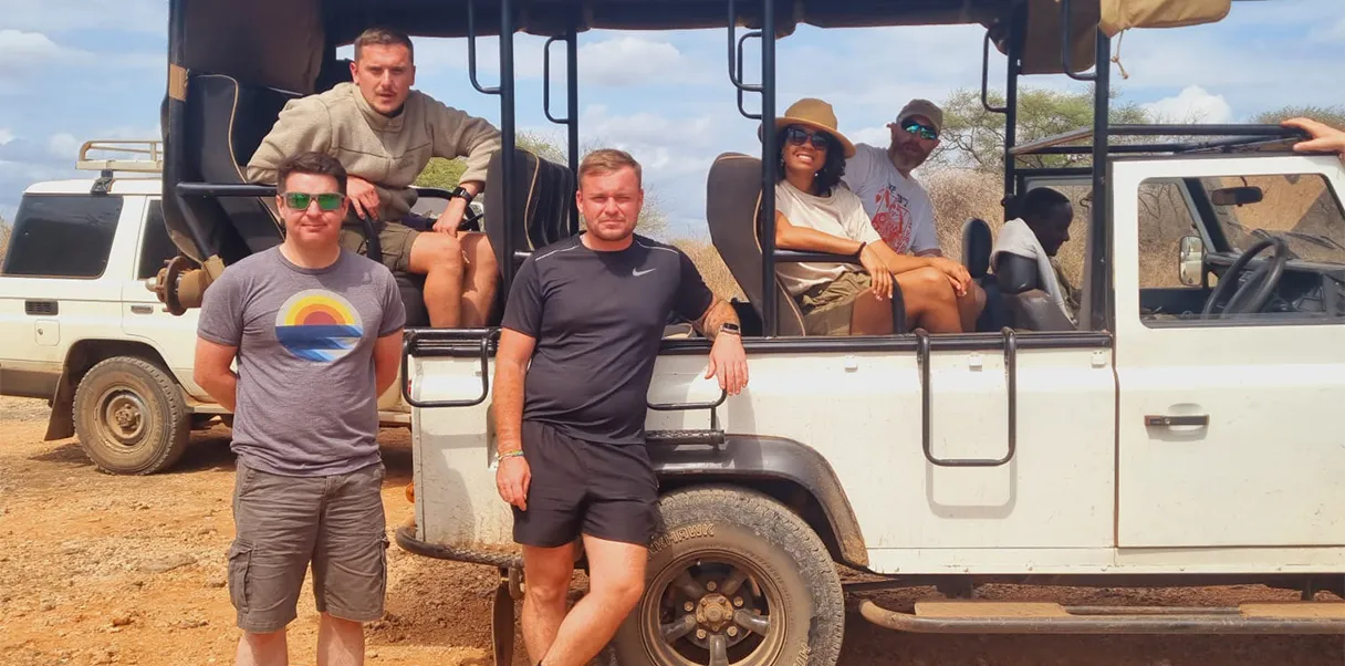 Marutek safari transfer vehicle